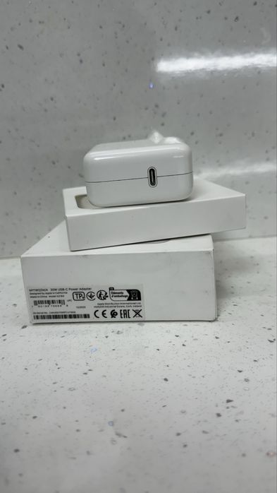 Apple adapter 30w