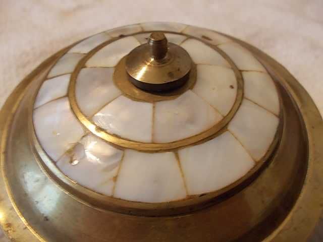 Стара купа Месинг и седеф