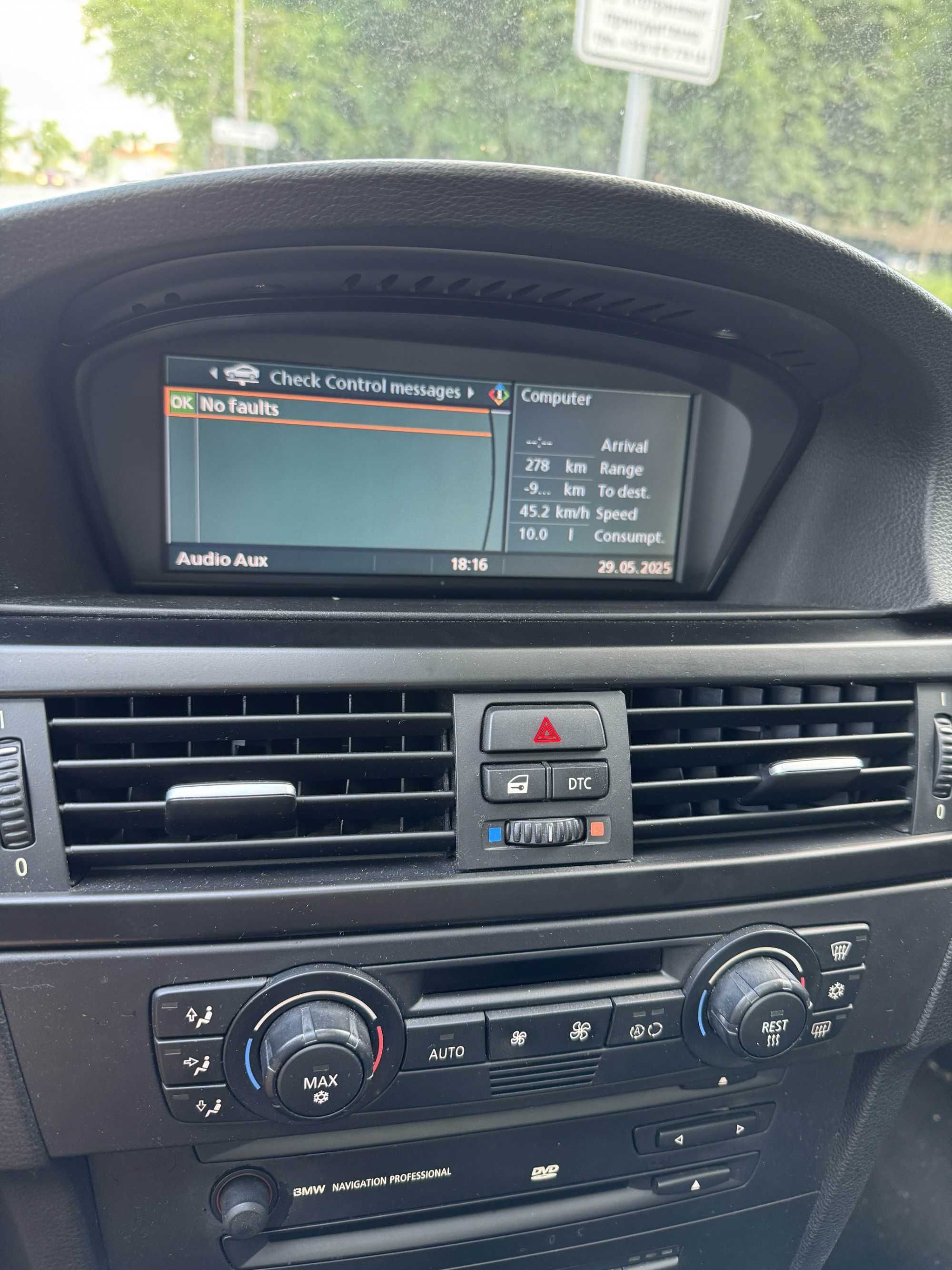 2005 BMW E90 325i