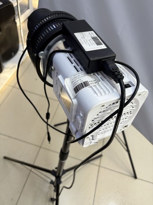 Прожектор постаянного