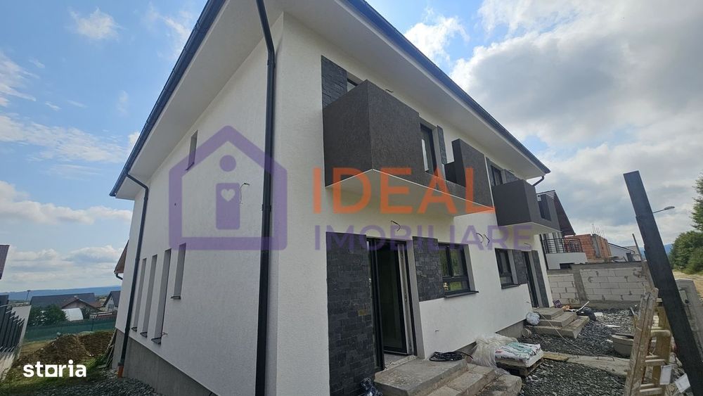 Duplex in Cisnadie cu 4 camere si 250 mp de curte, in Cisnadie