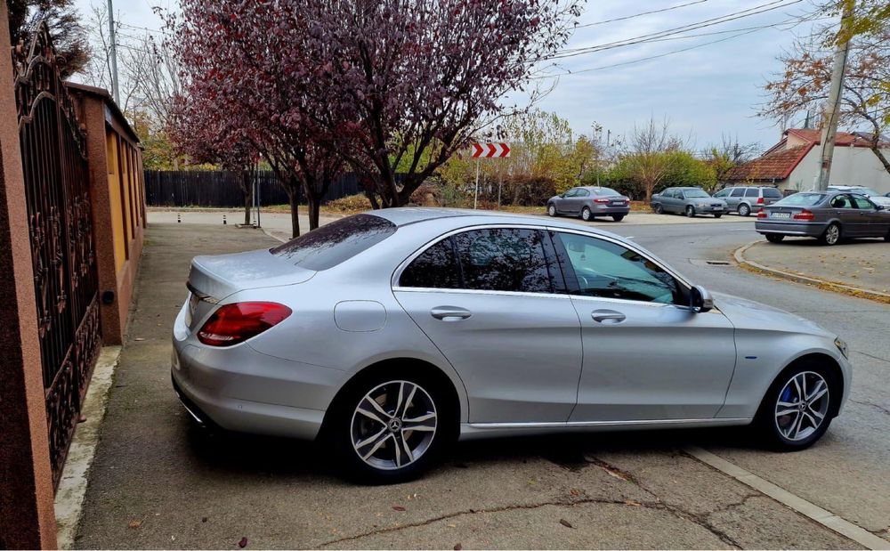 MERCEDES-BENZ C350e Plug-in Hybrid