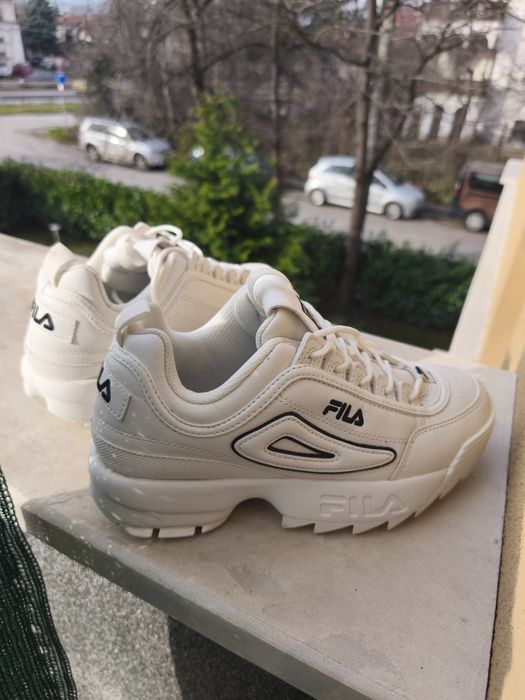 Дамски маратонки Fila 37