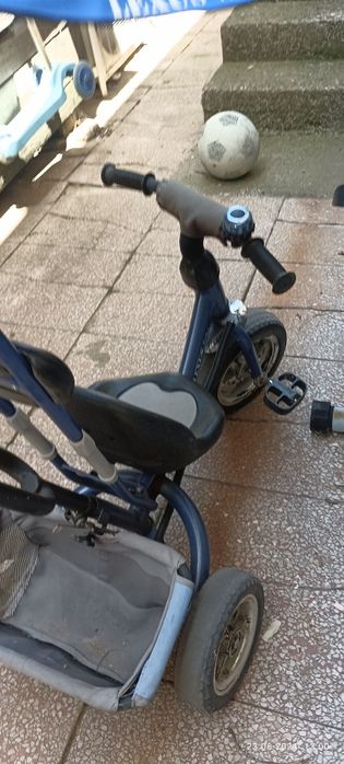 Детска триколка Lexus Trike. Комплект със сенник и кормило.