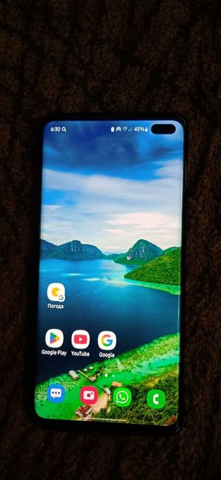 Срочно продам тилифон Самсунг. 10  s +