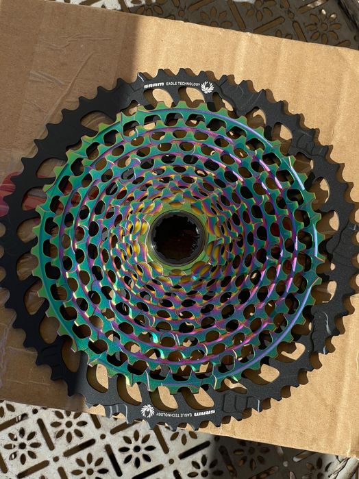 Венец касета SRAM XX1 Eagle AXS 12ск 10-52 520% XG-1299 Rainbow