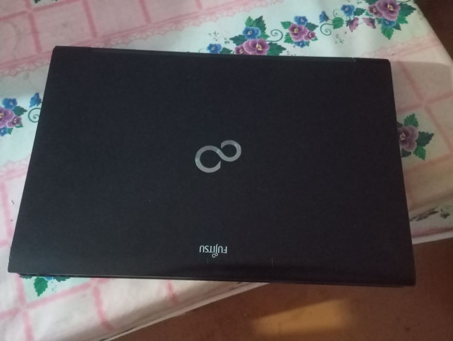 Продам ноутбук 35000