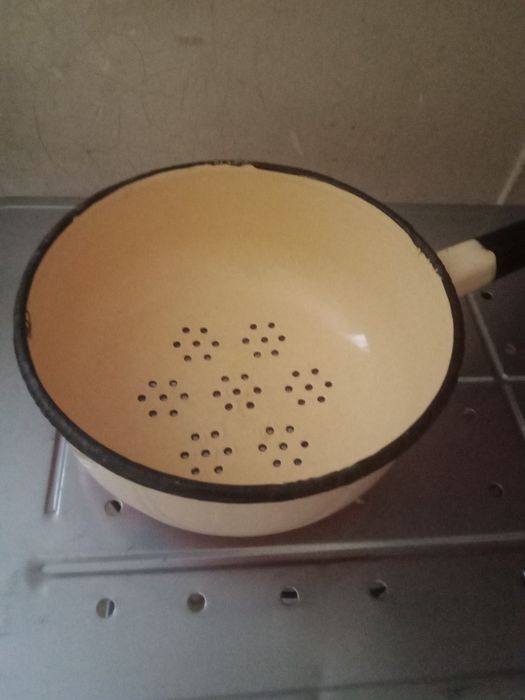 Дуршлаг советский.