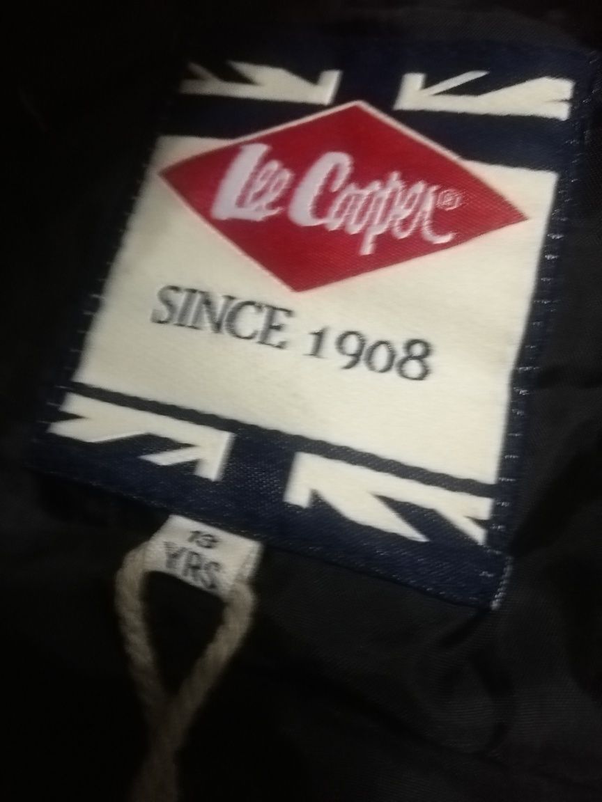 geaca lee cooper