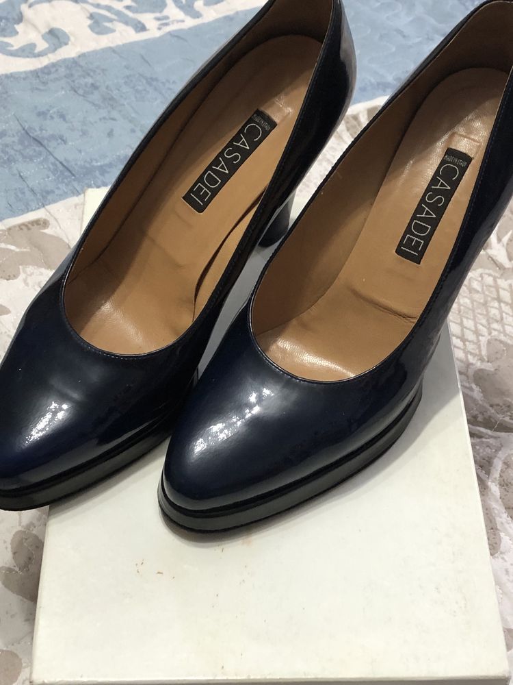 Pantofi Casadei