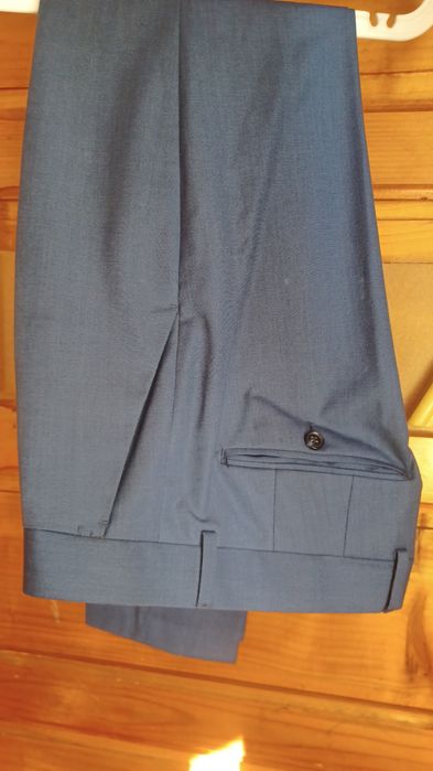 Мъжки костюм, цвят син, турска марка