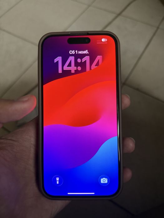 Продам айфон 15 про 128gb