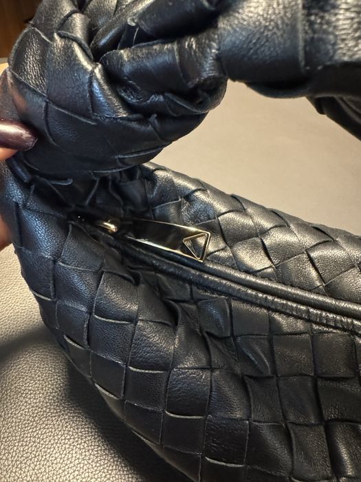 Нови Дамски Чанти - класика