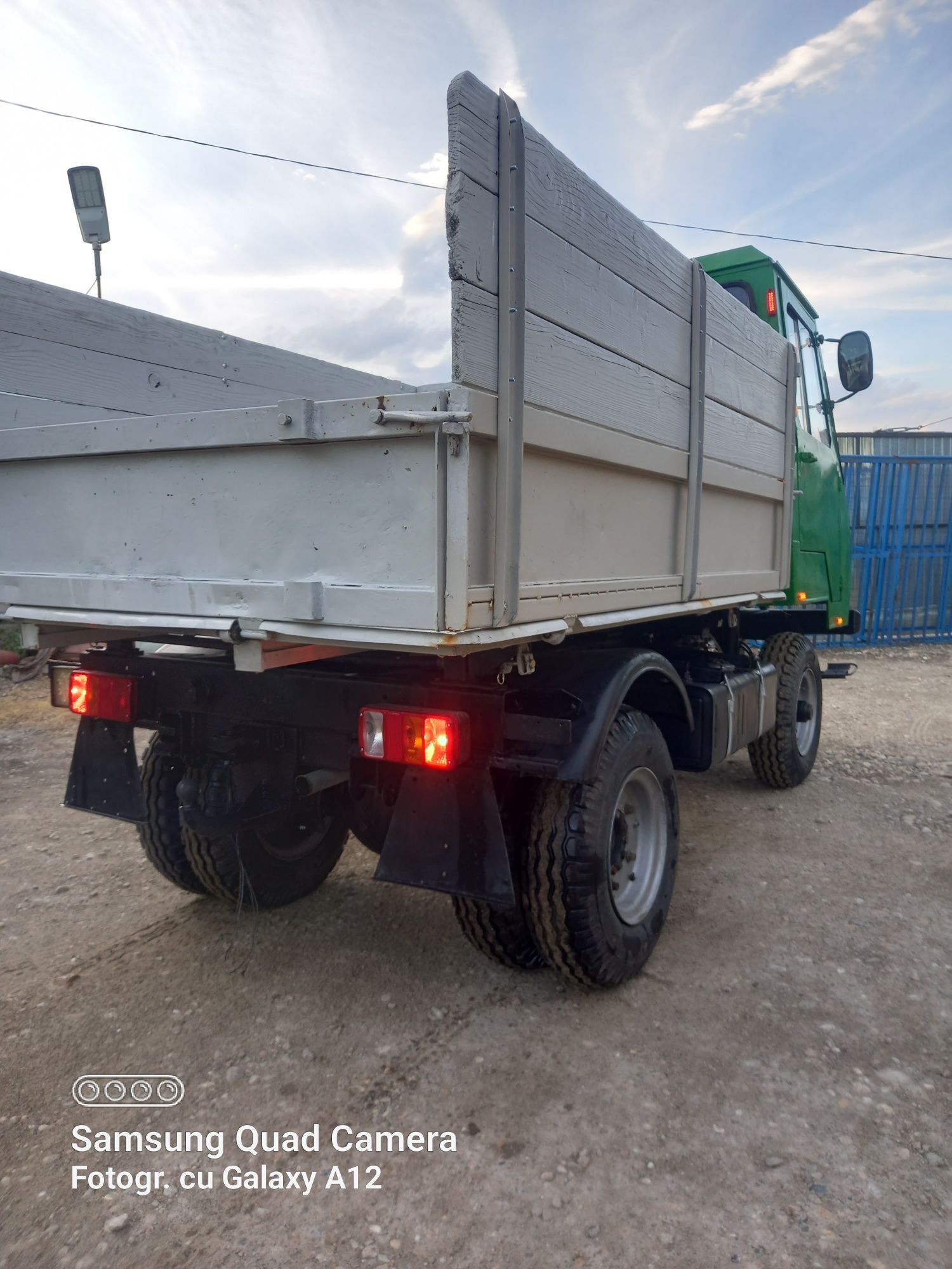 Multicar M25 basculabil