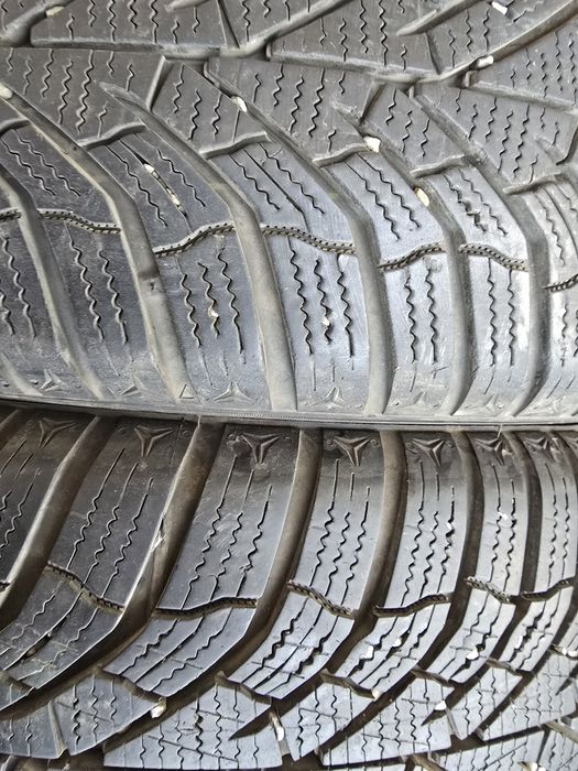 R15 185 65 Anvelope  iarnă KUMHO dot 2024,