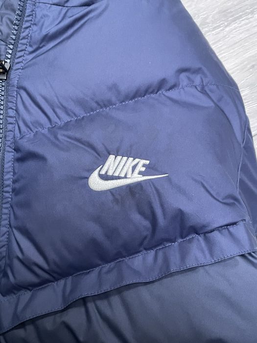 Geaca Nike Storm Fit aproape noua