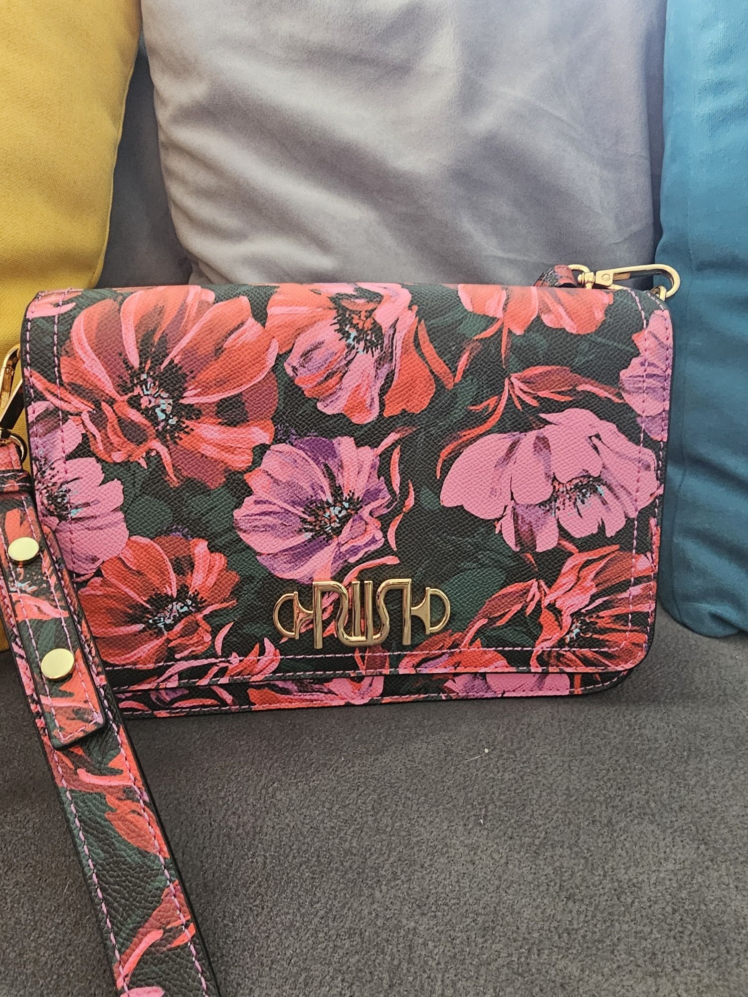 Оригинална чанта River Island