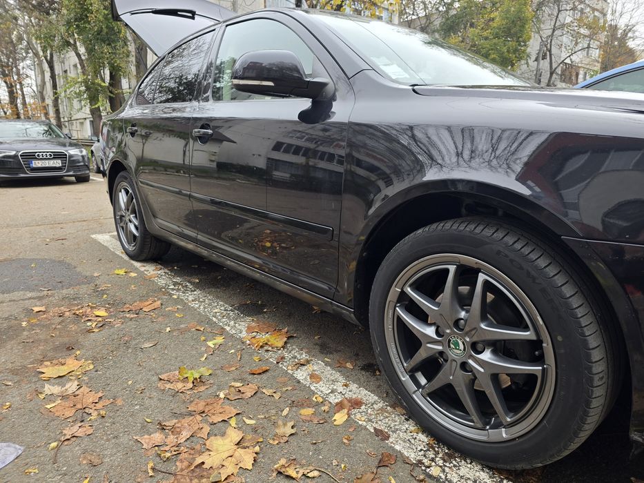 Vand skoda 2011 facelift pret negociabil