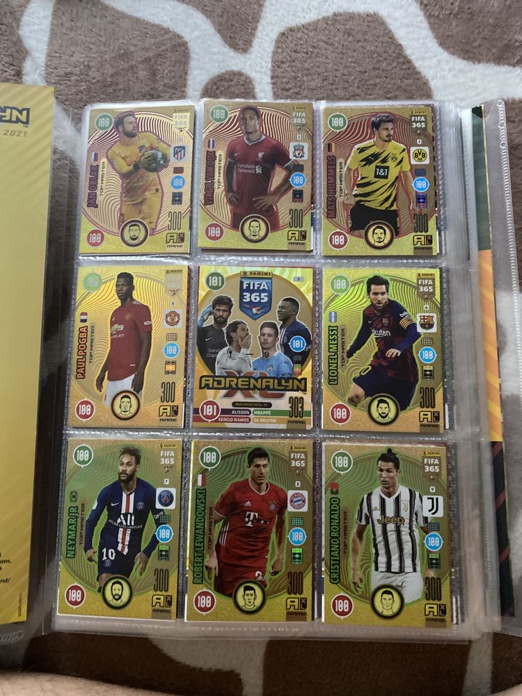 Album fifa 365 adrenalyn 2021