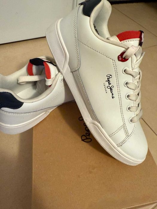 Pepe Jeans
Сникърси Lambert Britt PBS30478 Бял