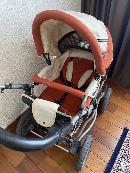 продам всесезонную коляску ARO