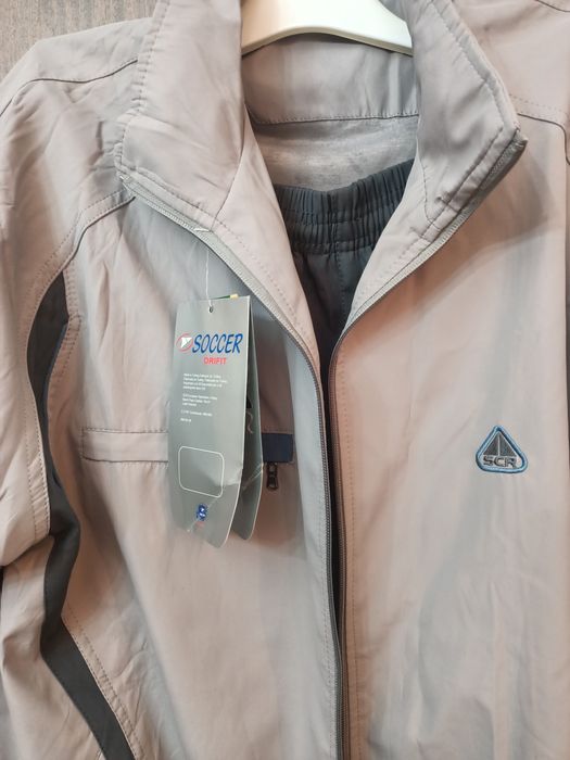 Продам спортивный костюм новый
