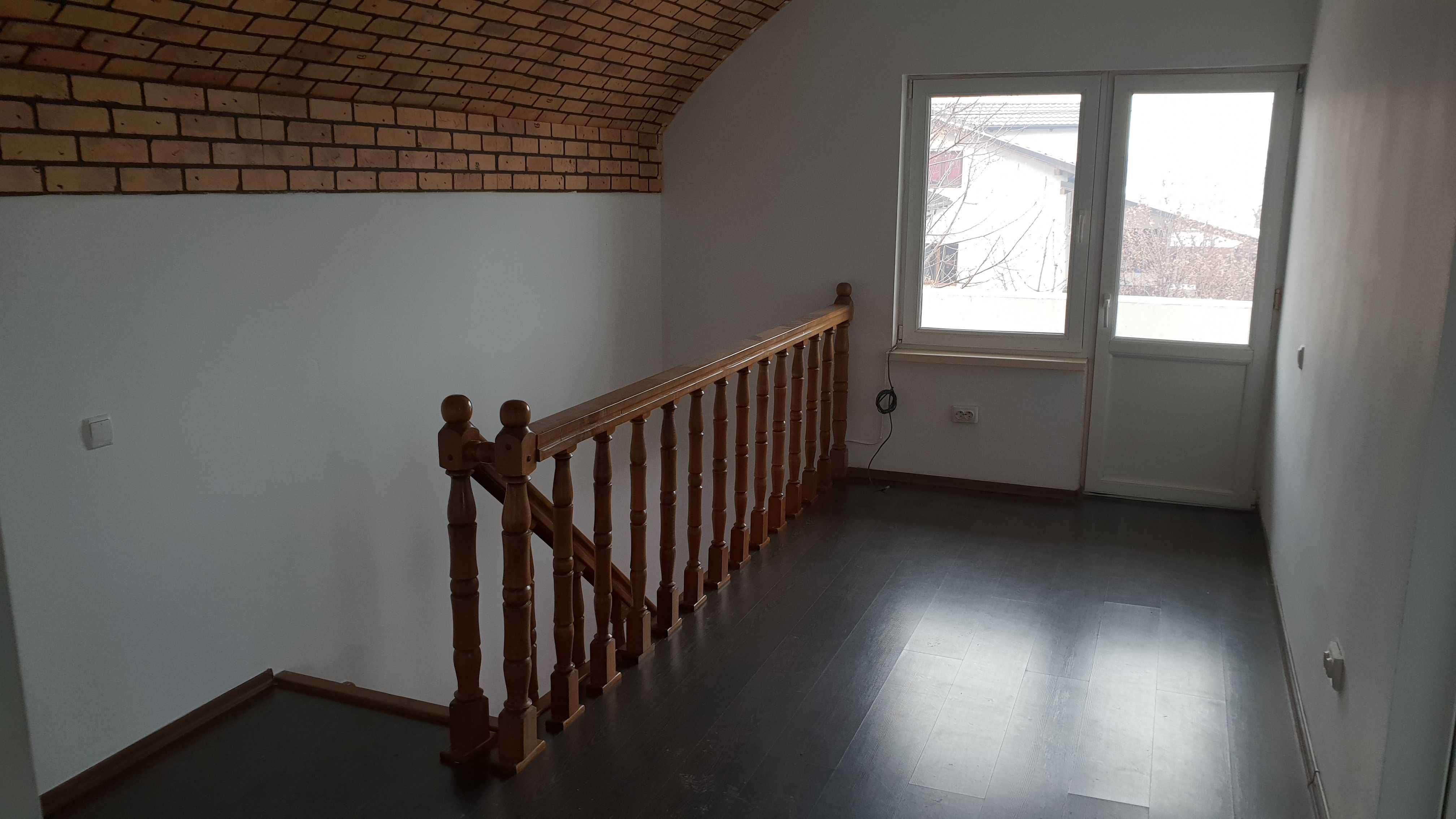 Casa individuala de vânzăre 4 camere Dumbrava Rosie / Piatra Neamt