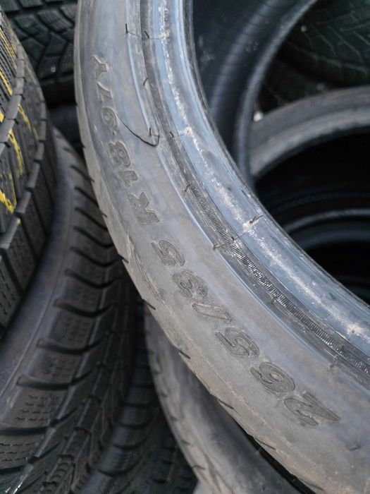 2бр Летни гуми 265 35 18 - Pirelli