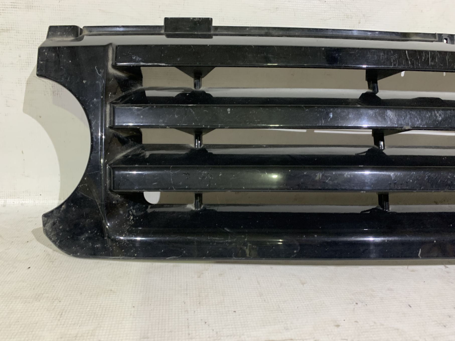 Grila radiator Range Rover Vogue, 2006, 2007, 2008, 2009, cod origine OE 5H42-8138-DDW.