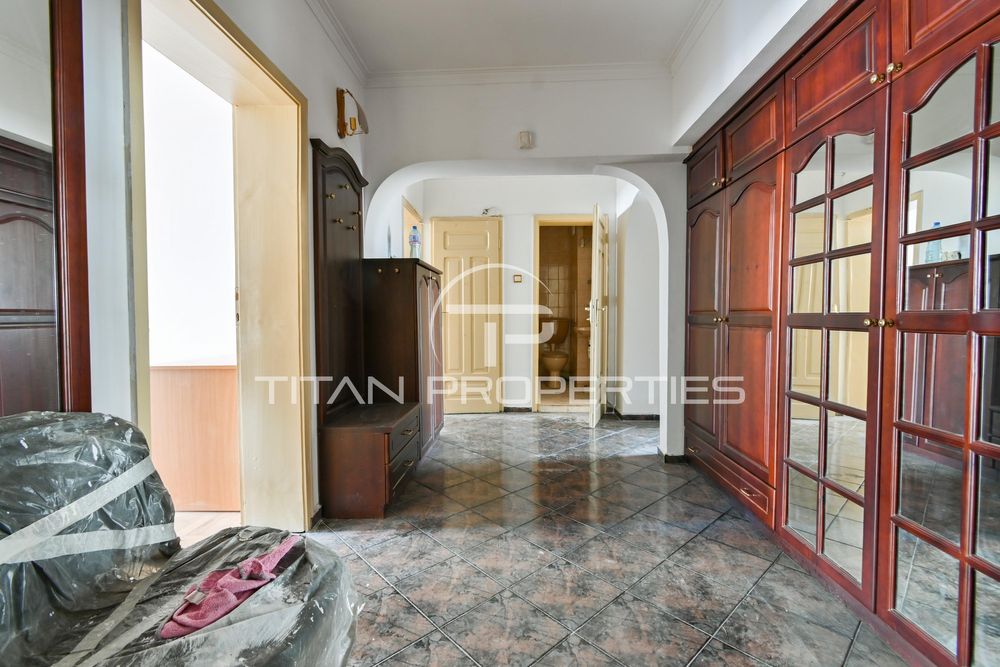 Продава се Тристаен апартамент в София, Иван Вазов - 135 кв.м за 2815 €/кв.м - Снимка #10