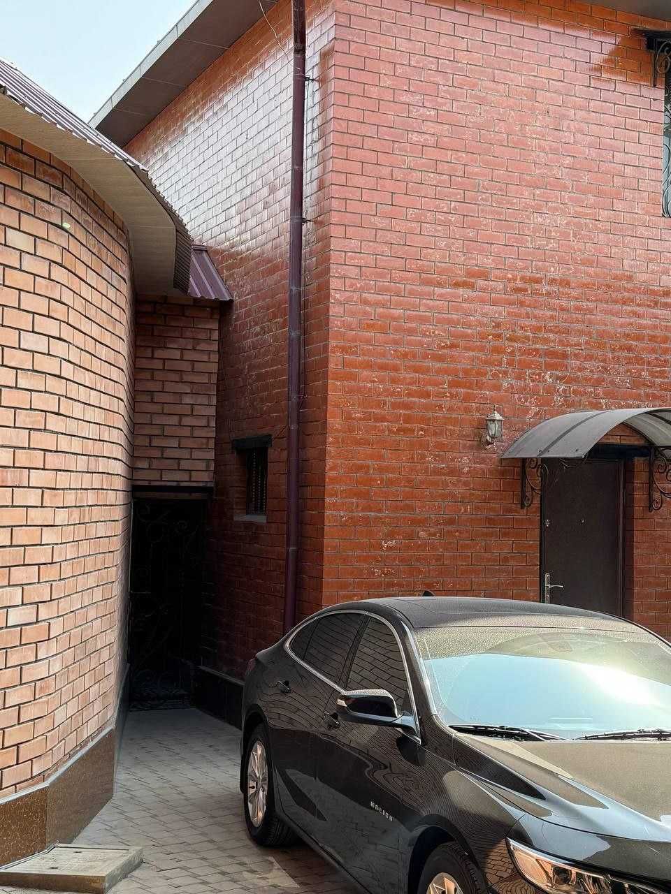 2,3 сотки. 2-этажный дом, 4 комнаты, 140 м². Метро Ташкент, Сарыкулька
