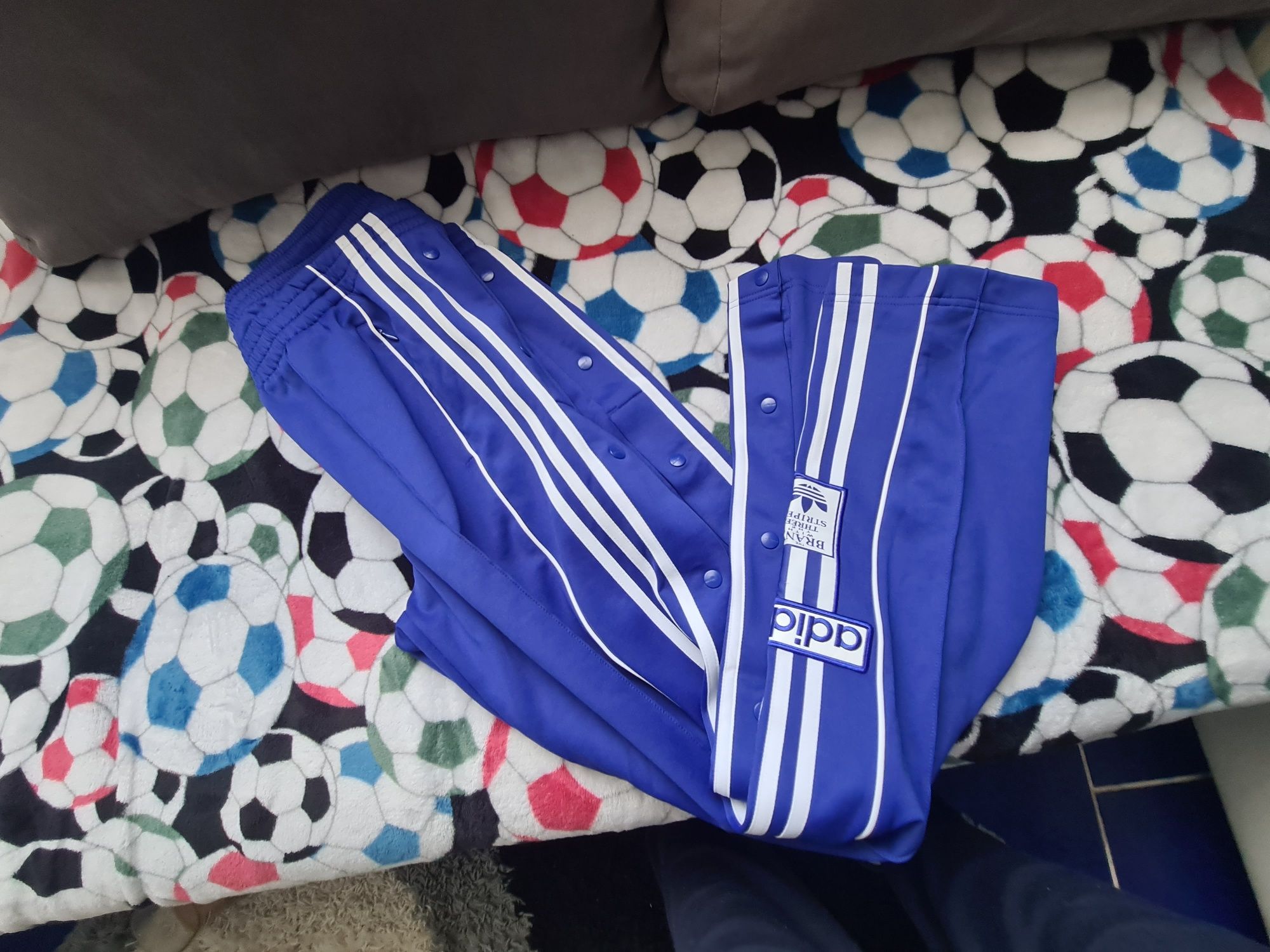 Pantaloni adidas originali 40-42