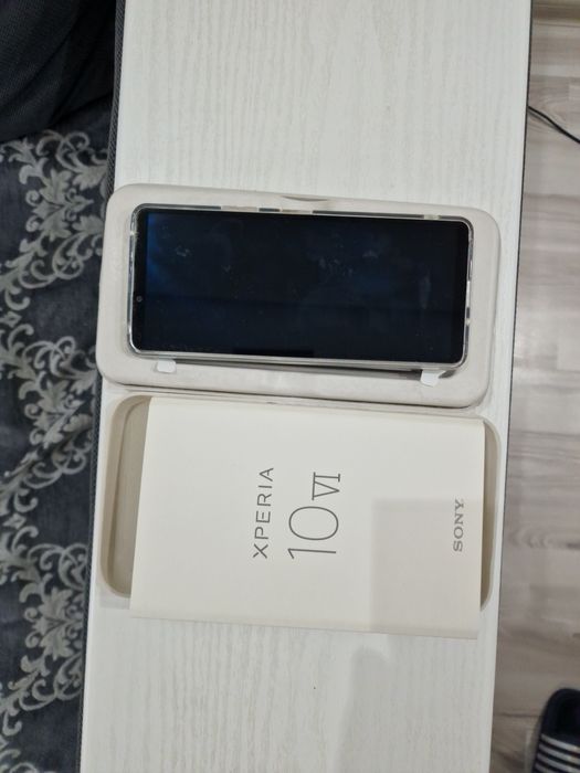 Sony xperia VI.с гаранция