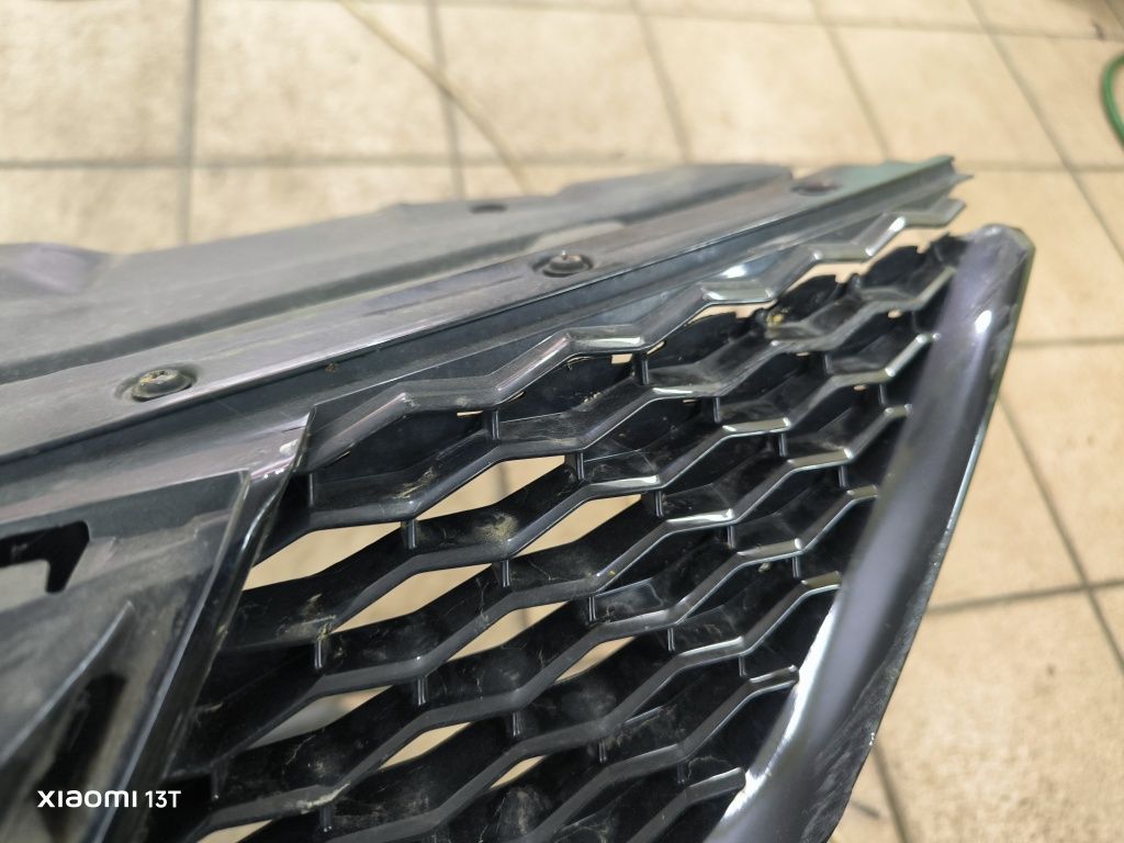Решетка Нисан кашкай Ж11 nisan qashqai j11