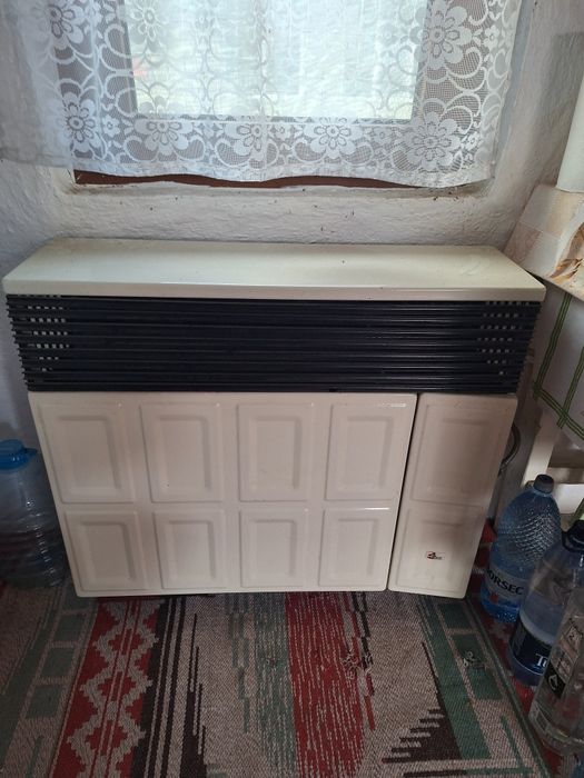 Convector gaz cu evacuare fortata Lampart