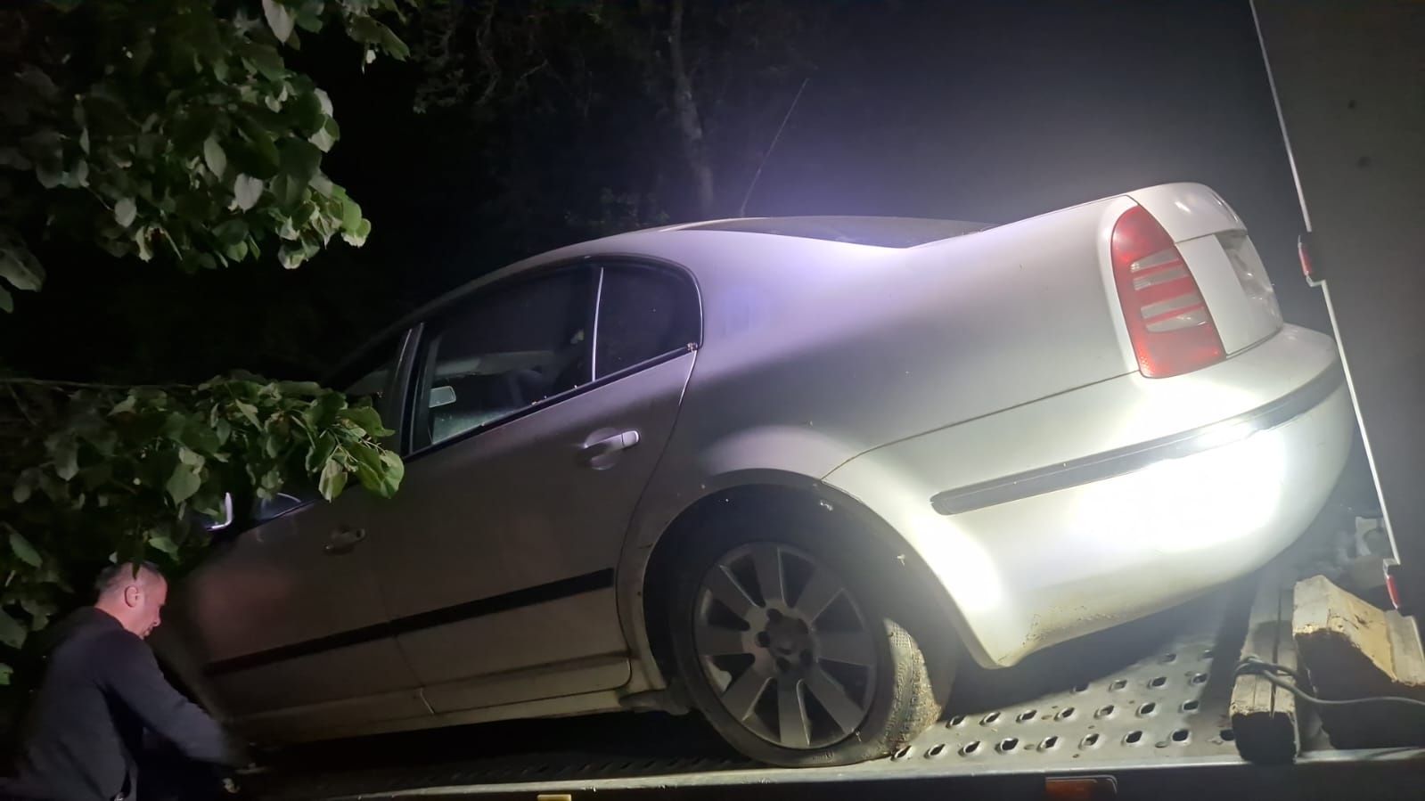 Dezmembrez Skoda Superb 1 și skoda fabia 1,2