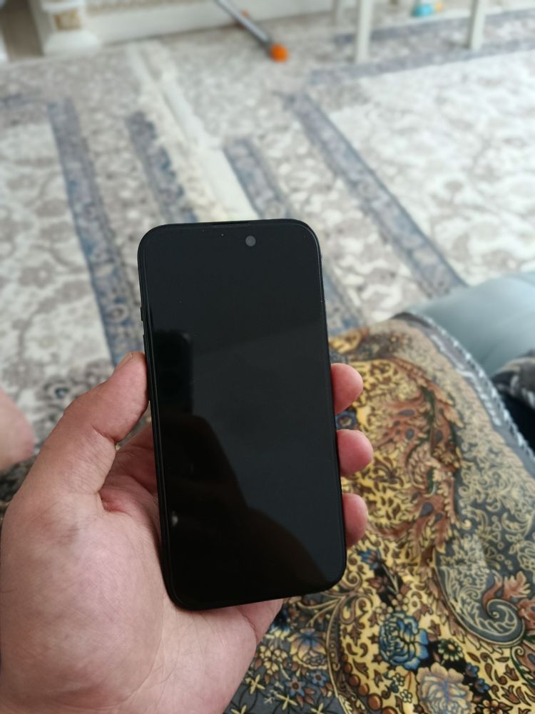 Продается iPhone 15