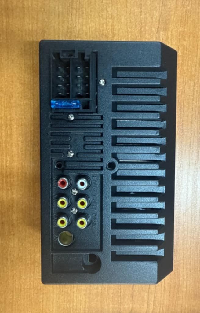 MP5 плейър за кола с огледална връзка,Bluetooth,LED тъчскрийн