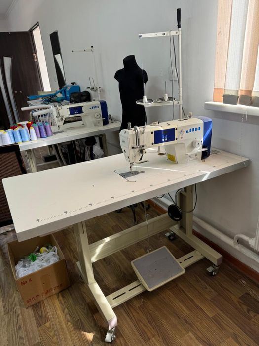 Швейная машинка JIN - 4х ниточный