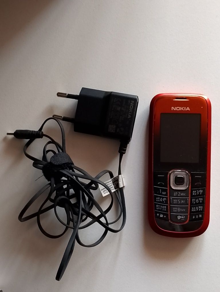 GSM Nokia -2600.
