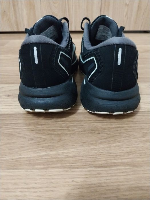 Adidasi originali Brooks nr.42.5