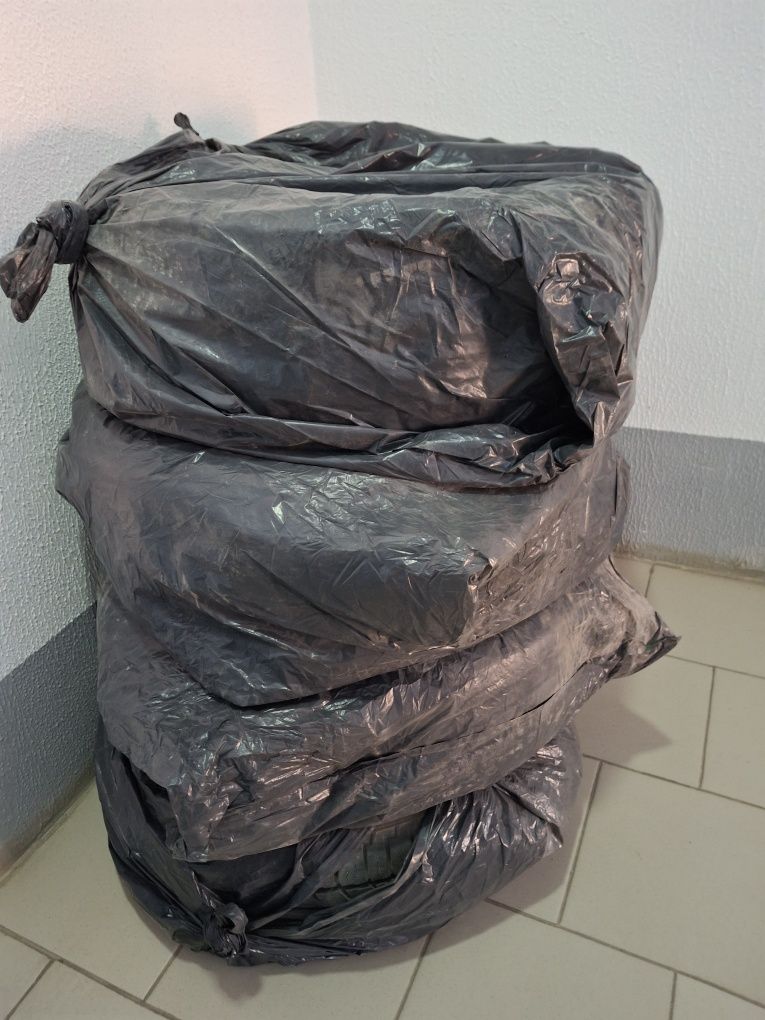Продам срочно 225/55/18 нокиан нордман