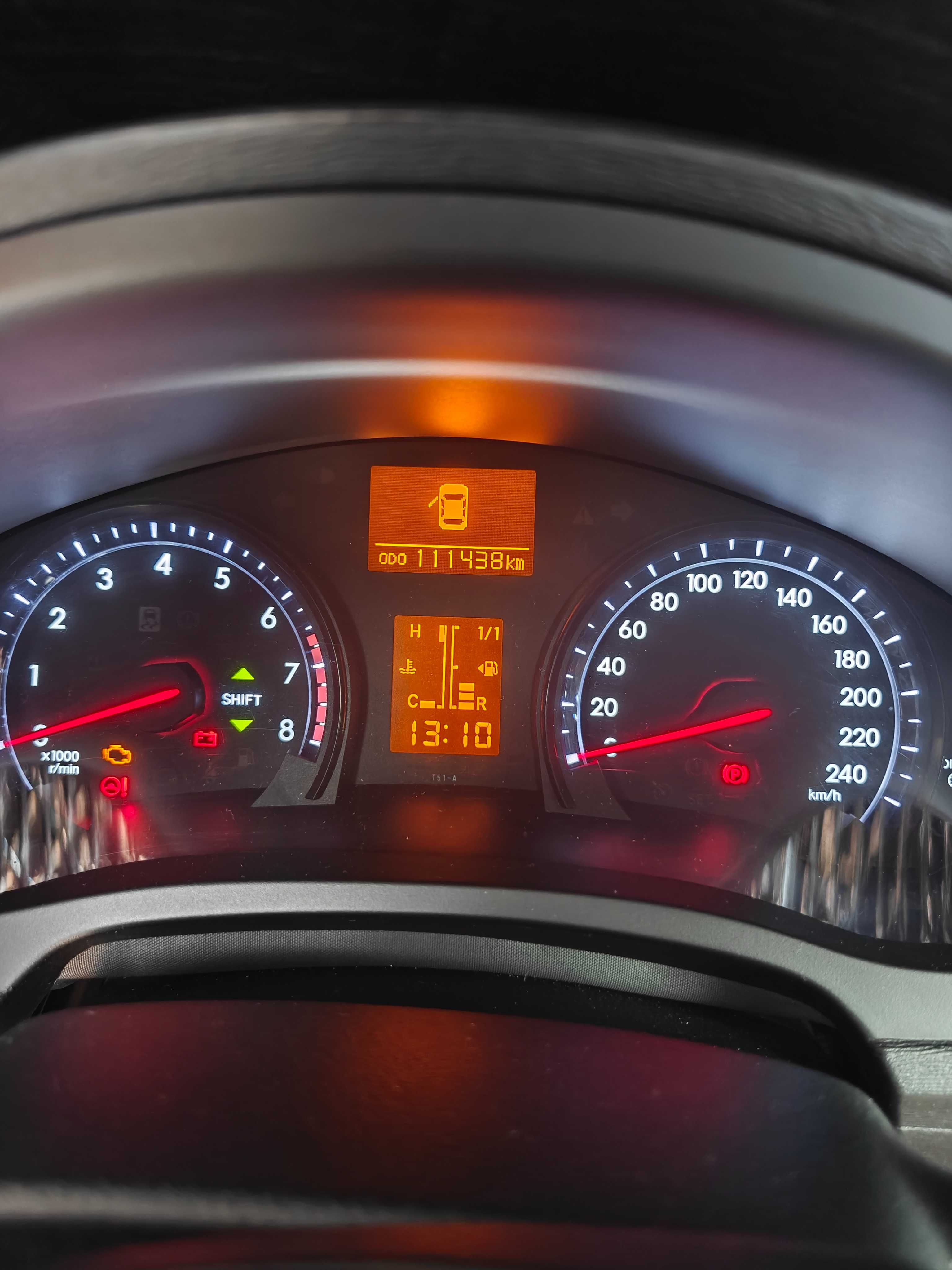 Vand Toyota Avensis T27 Combi 1.8 benzina  2014 usor Negociabil.