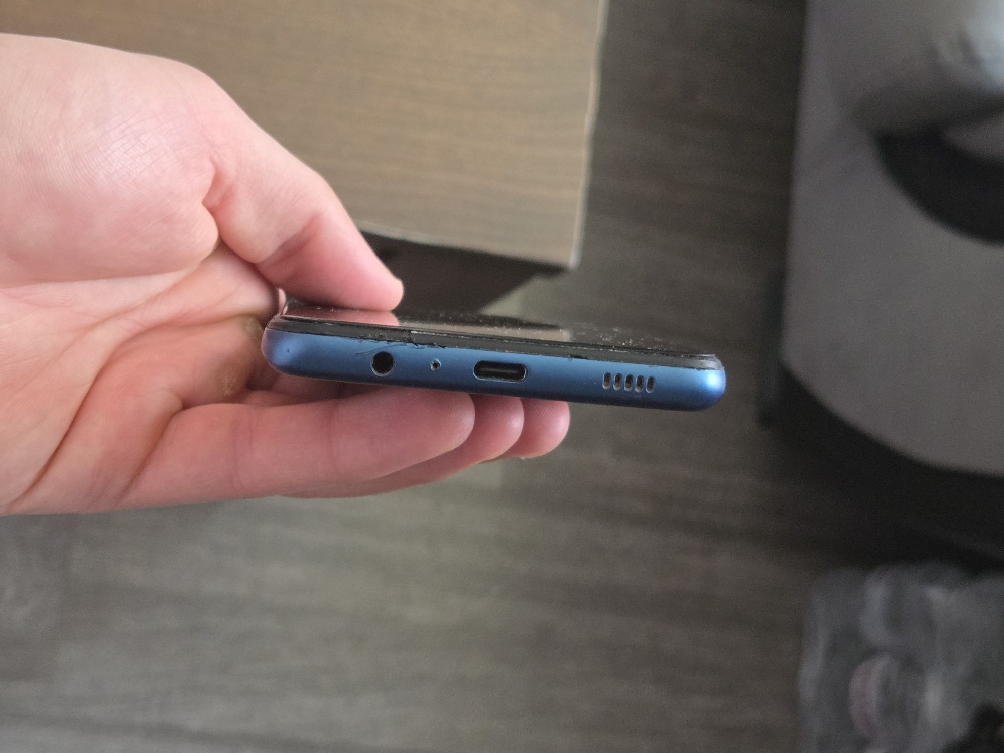 Продавам Samsung galaxy a12