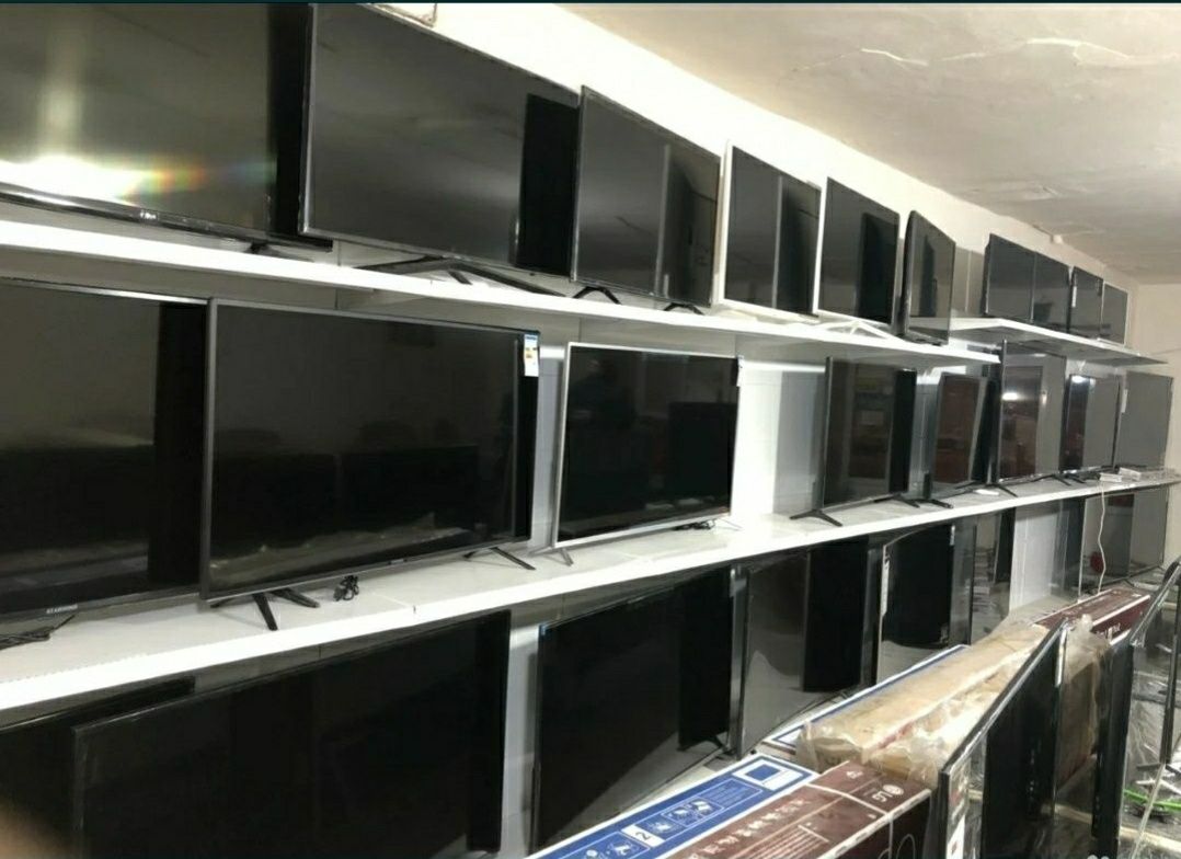 Smart TV 102cm в идеальном состоянии ютуб вайфай б/у в отл сост