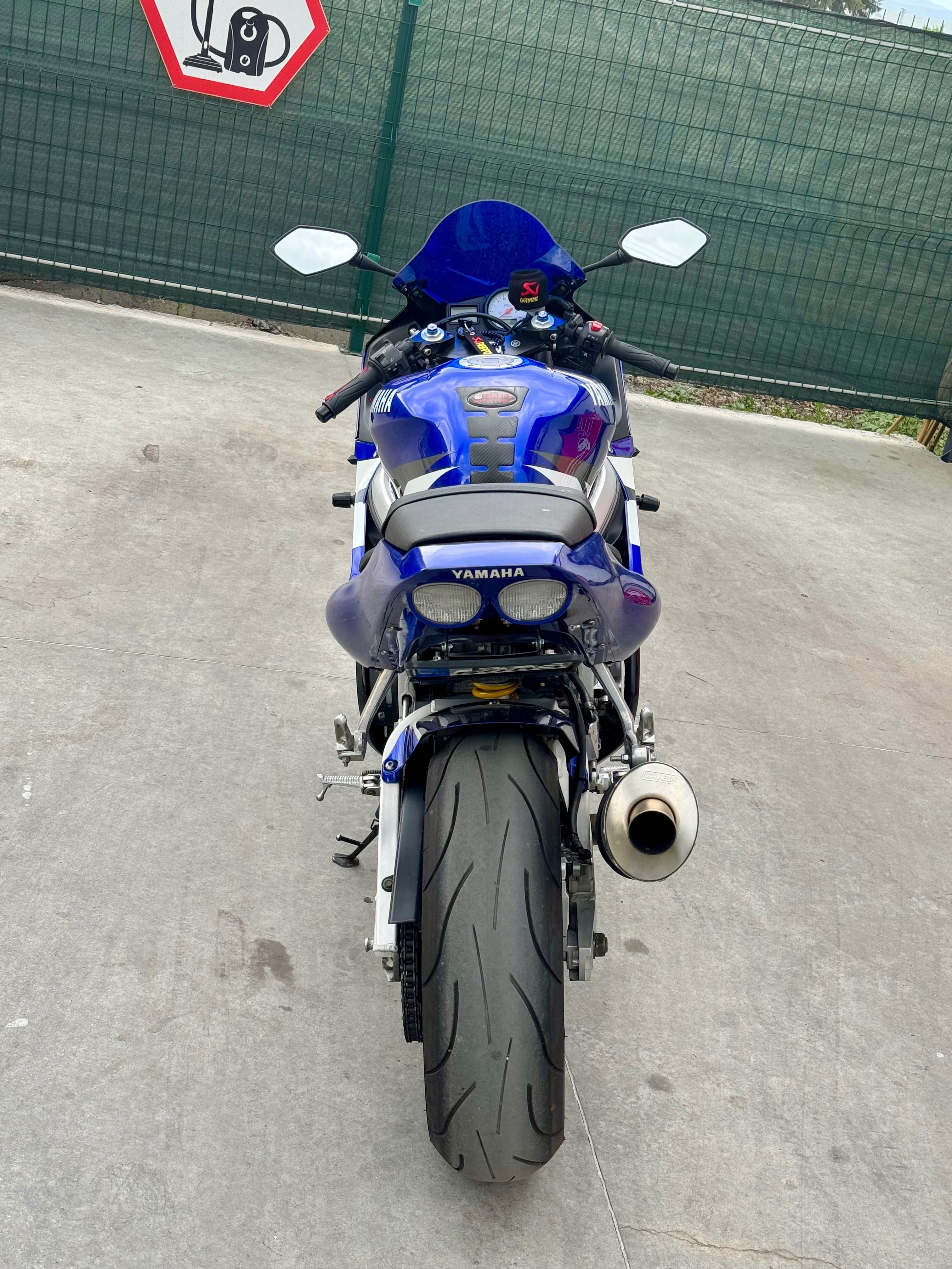 Yamaha R6 2002г.