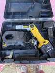 Акомулаторна  отвертка dewalt