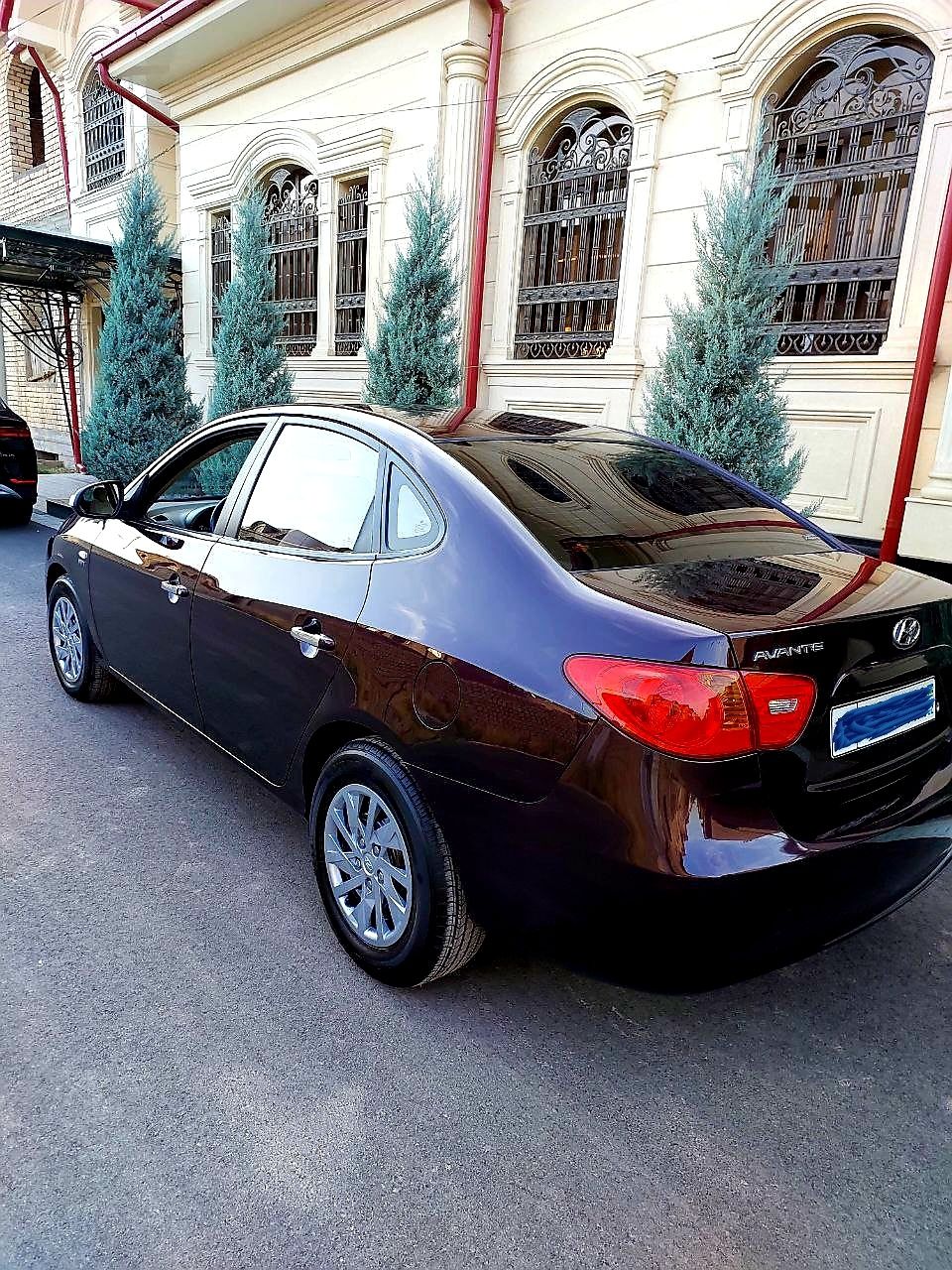 Hundai avante 2009 yurgani 70 000 km holati alo