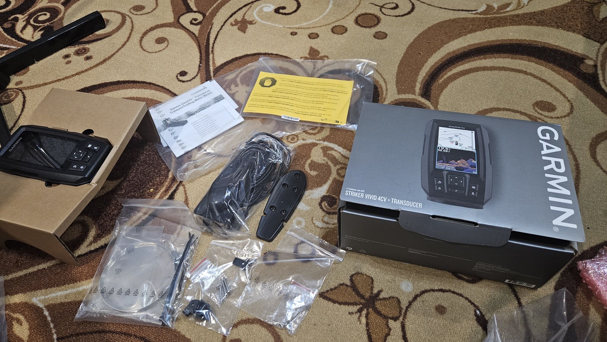 Эхолот Garmin STRIKER Vivid 4cv + transducer