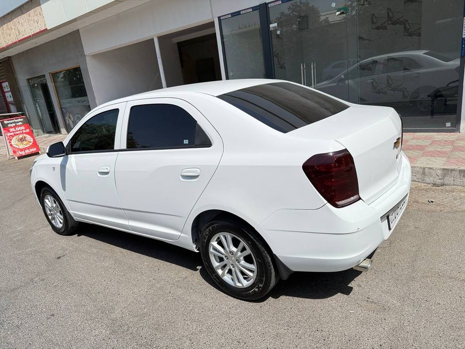 Chevrolet cobalt 2024